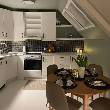 Appartment With Free Parking 350 M From The Center Of Ålesund Exterior photo