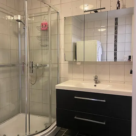 Appartment With Free Parking 350 M From The Center Of Ålesund Exterior photo